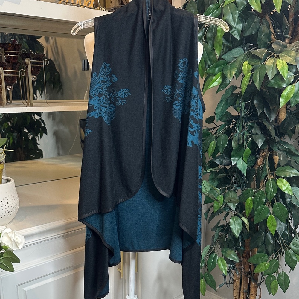 GUC Kate Rosy Black and Blue Open Waterfall Vest/Cardigan, S/M